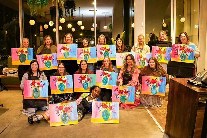 paint-and-bites-darley-christmas-sip.jpg