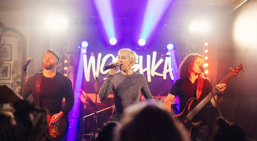 Live Music with Wooshka at the Royal Hotel