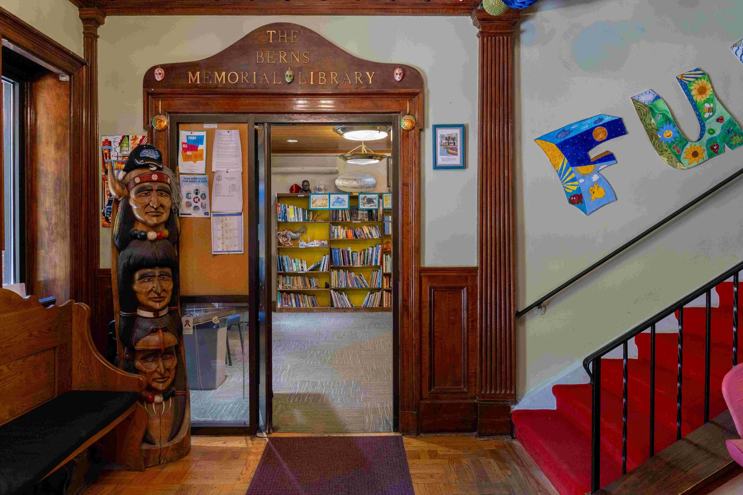 Entrance to the Berns Memorial Library