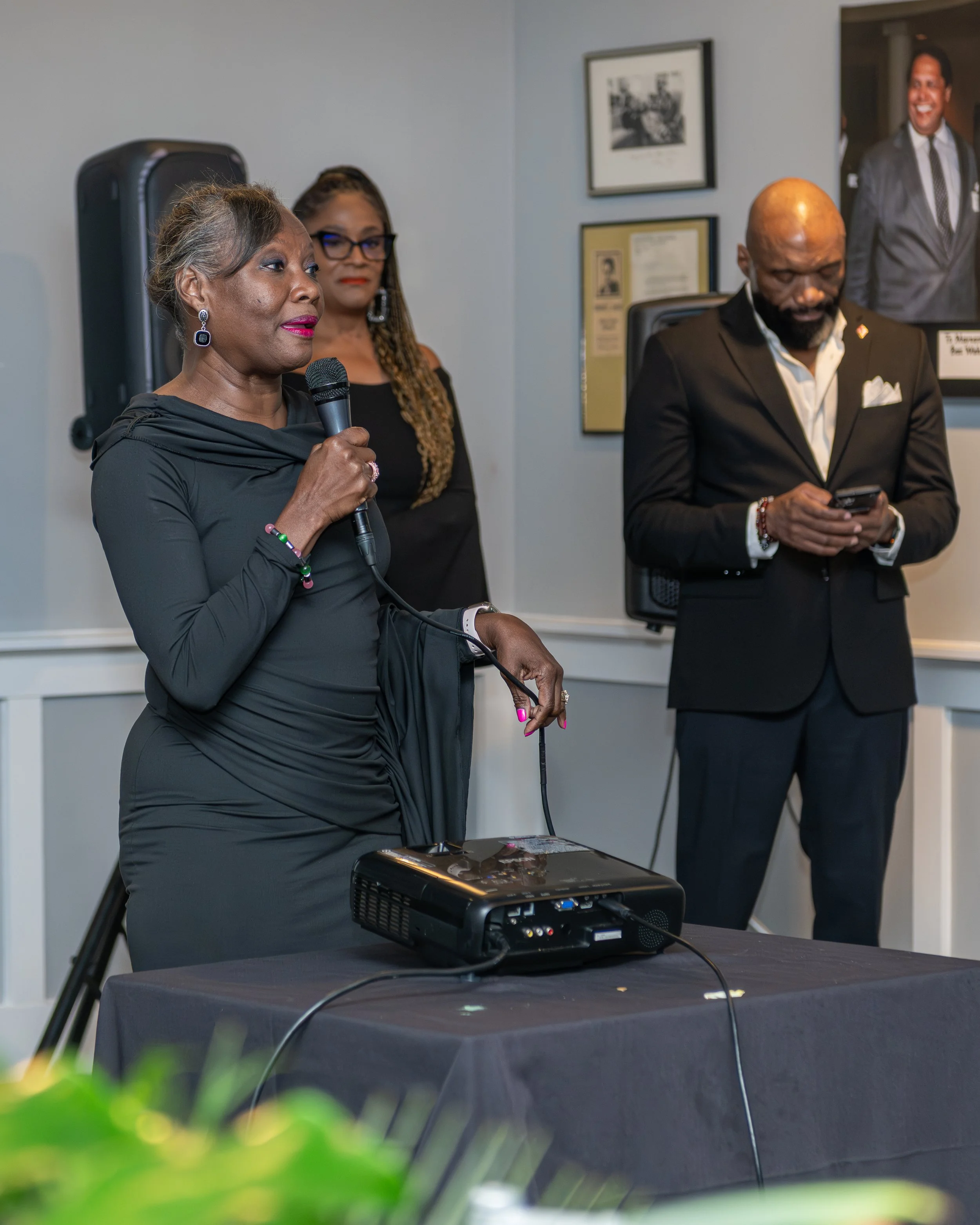 Knox Bell Media© MBC Class of 82 Dinner-012.jpg