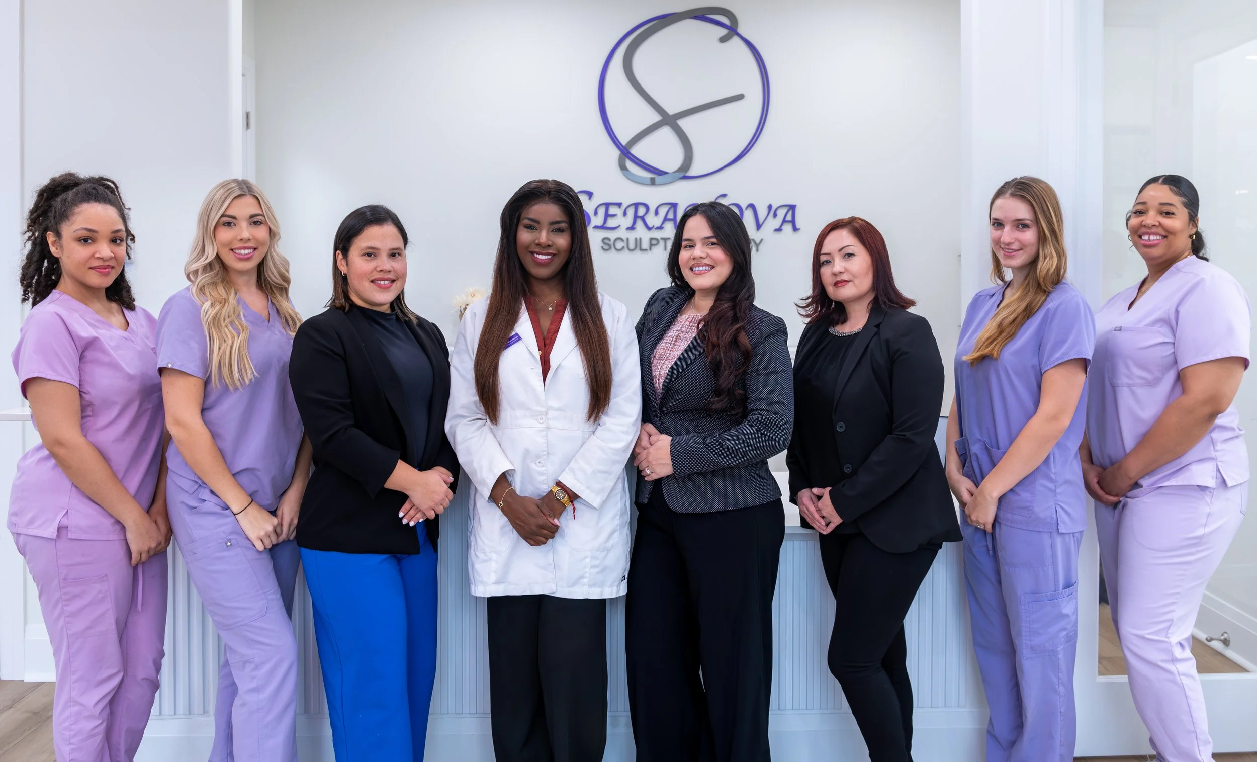 Knox Bell Media© Seranova Staff Headshots-017.jpg