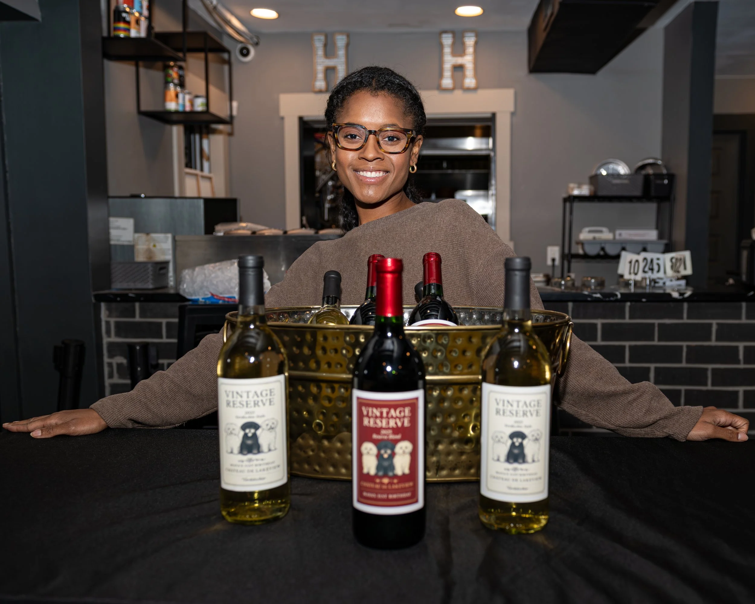 Knox Bell Media© Taste Friendsgiving Mixer-007.jpg