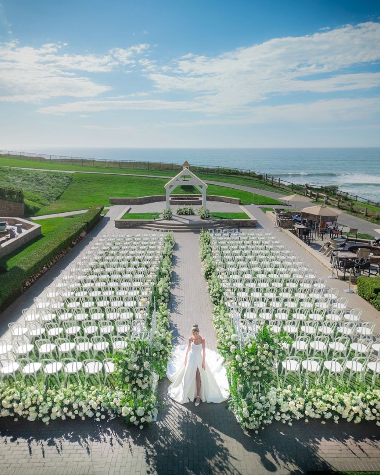 A breathtaking coastal ceremony at The Ritz-Carlton, Half Moon Bay&mdash;where elegance meets the endless ocean. From grand floral arrangements to stunning Pacific views, every detail is pure magic. 

Venue: @ritzcarltonhmb

Planning + Design: @burke