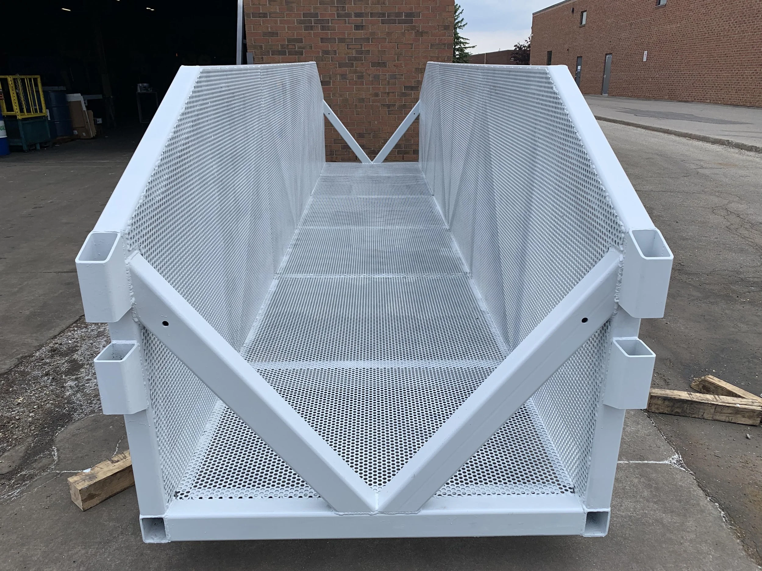 Construction — JROBERTS MANUFACTURING