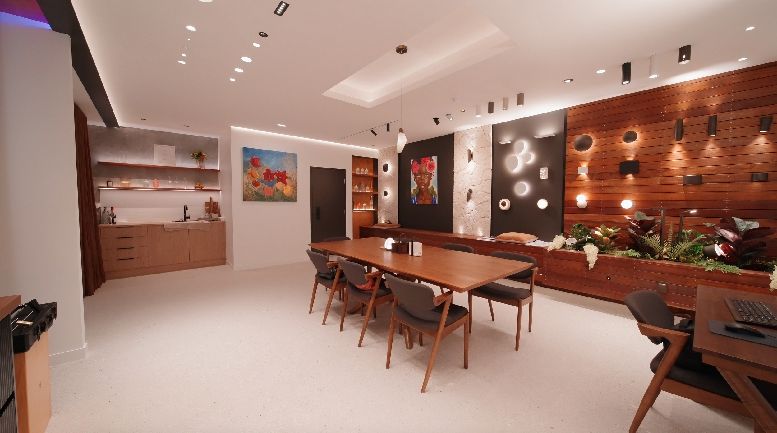 LA Lounge 7 (1).png
