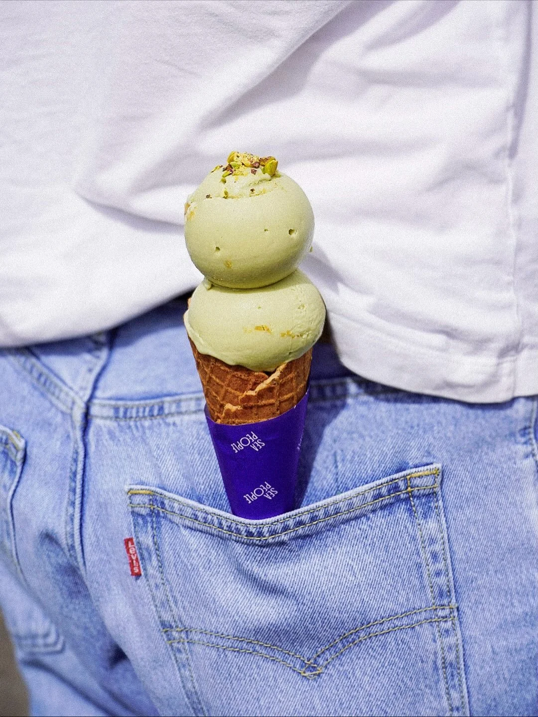 Pistachio Paradise has been flying out the door! After a NZ/AUS wide shortage of pure Sicilian pistachio paste ( the good stuff we use in the base of the ice cream) were finally back in production. This dreamy @fixandfogg collaboration will also be a