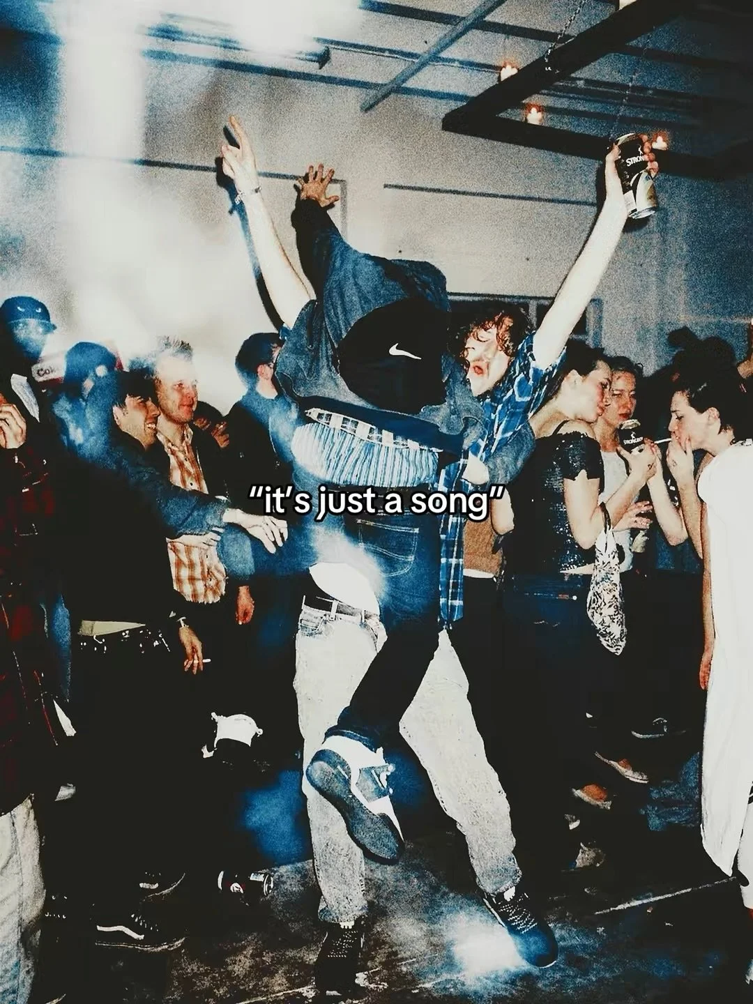 this song should be on every pre-game playlist 💯