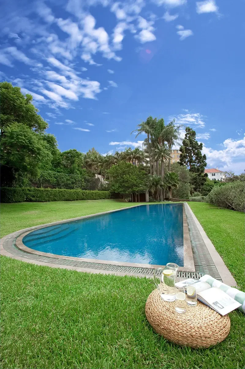 Woollarha_Bronze_F_800px.webp