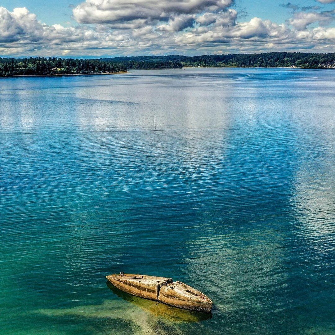 The calm waters of the sound with Anderson Island in the background + an impressive capture of a 1950's shipwreck that can only be spotted during low-tide near Dupont, WA. 🚢 How cool is that?⁠
⁠
⁠
📸 via @south_sound_aerials⁠
⁠
.⁠
.⁠
.⁠
.⁠
#dupont #
