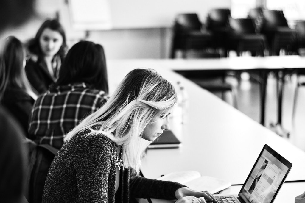 What is imposter syndrome and how to overcome it