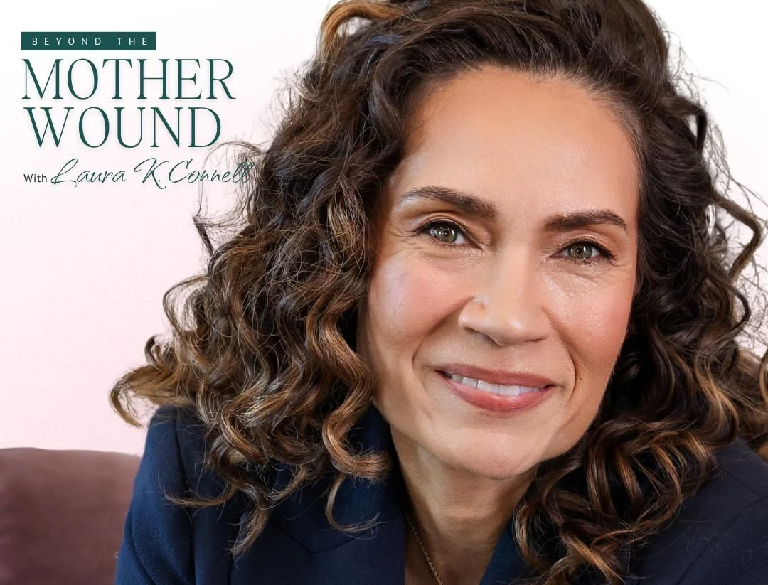 4 Ways A Narcissistic Mother Shapes Your Identity