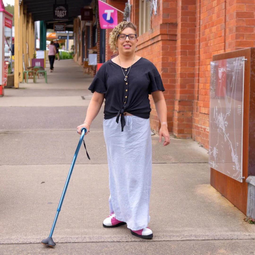 Cara-walking-down-the-street.jpg