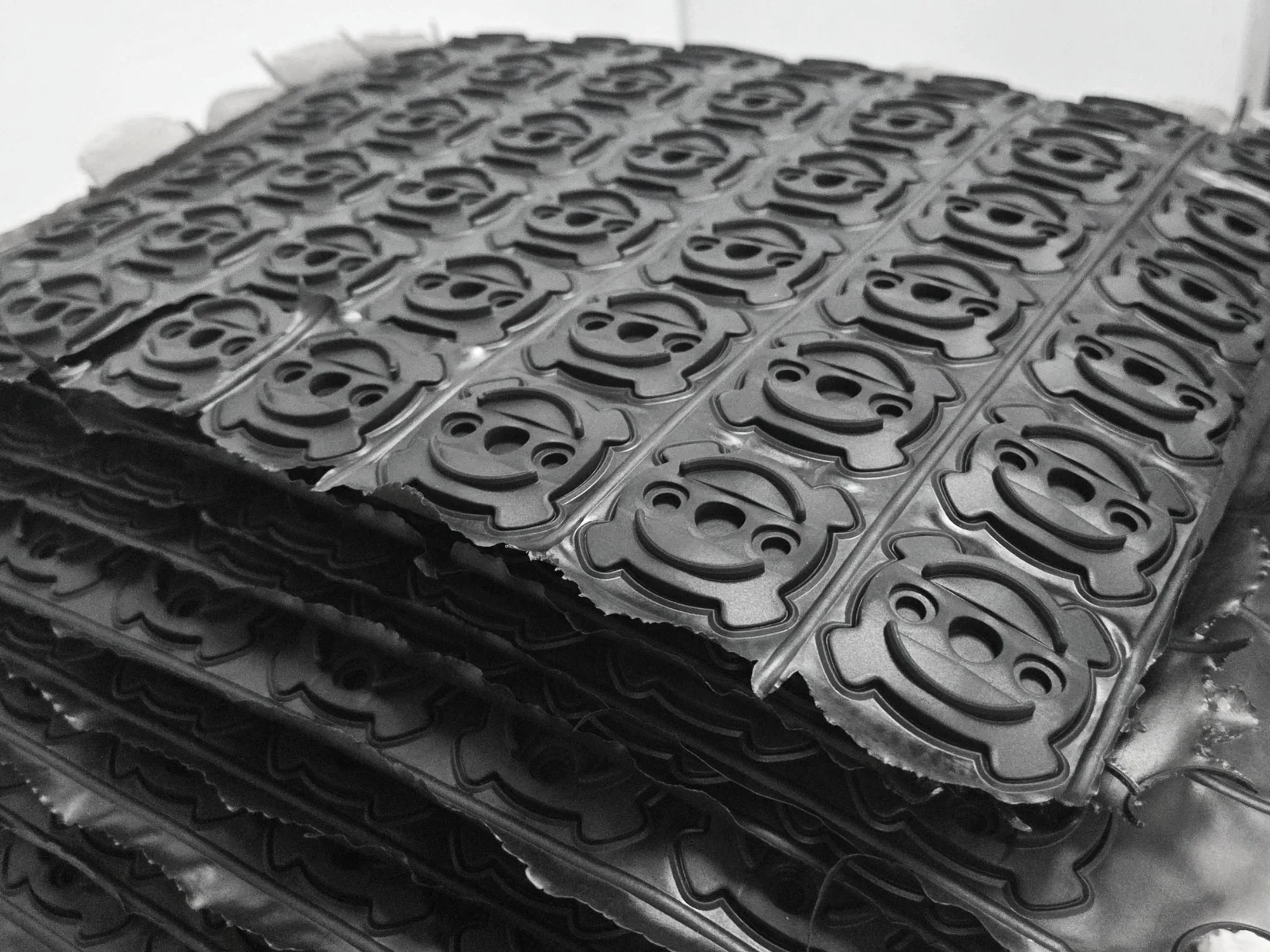Mass-produced plastic parts from injection molding tooling engineering process