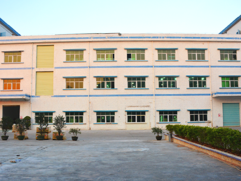 Manufacturing facility exterior for modular production and assembly operations