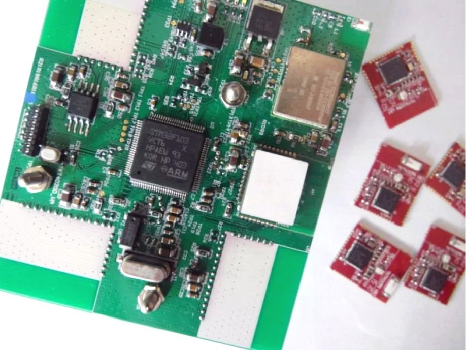 Electronic prototype circuit boards and PCB modules for functional testing