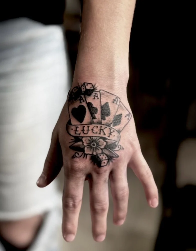 when you&rsquo;re not just a &ldquo;fineline&rdquo; artist, here are some bold american traditional tattoos I&rsquo;ve done.

I do all sorts of styles, I genuinely love anything I get to use my creative ability to design tattoos for you ♡

thank you 