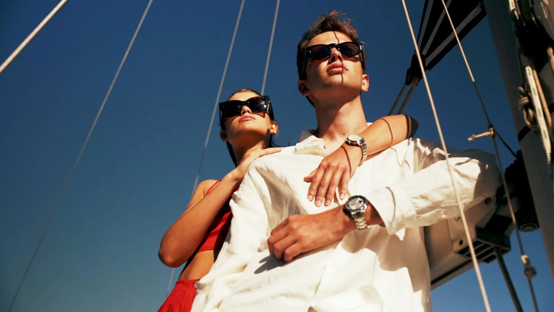 Cauny watches campaign in a sailboat by Arrábida