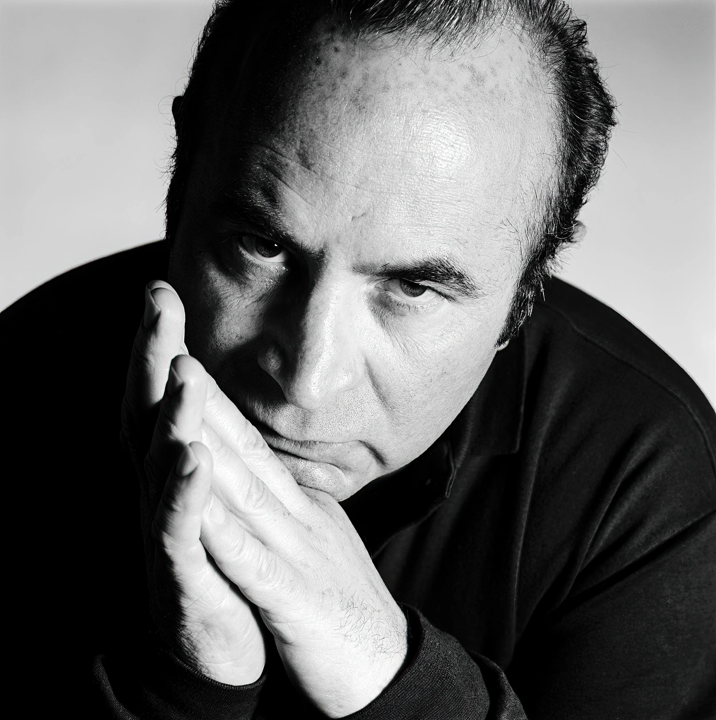 Bob Hoskins.