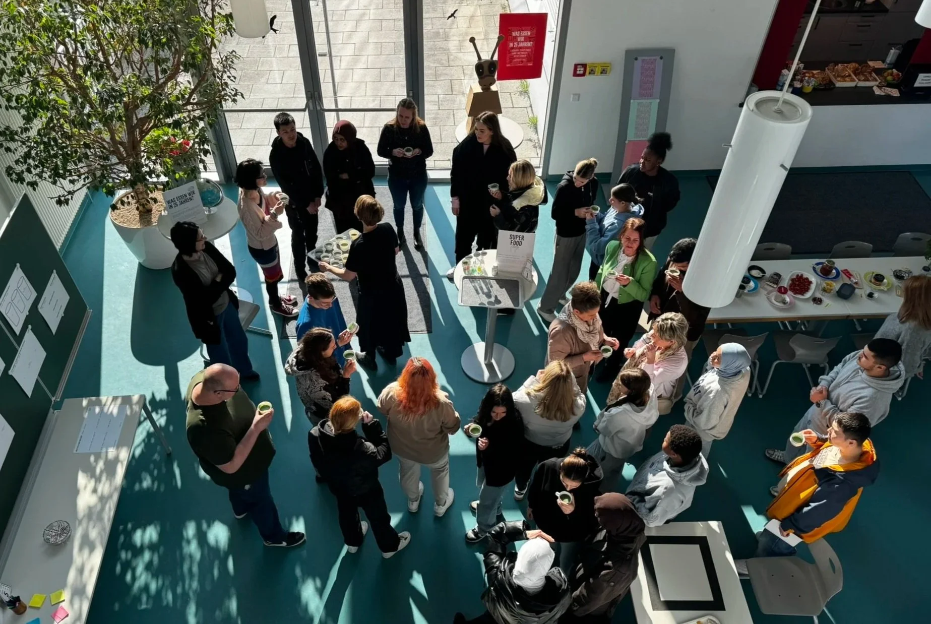 IMG_5278_FAV_AULA+TOP+DOWN+_+WELCOME+PEOPLE_please+share.jpg