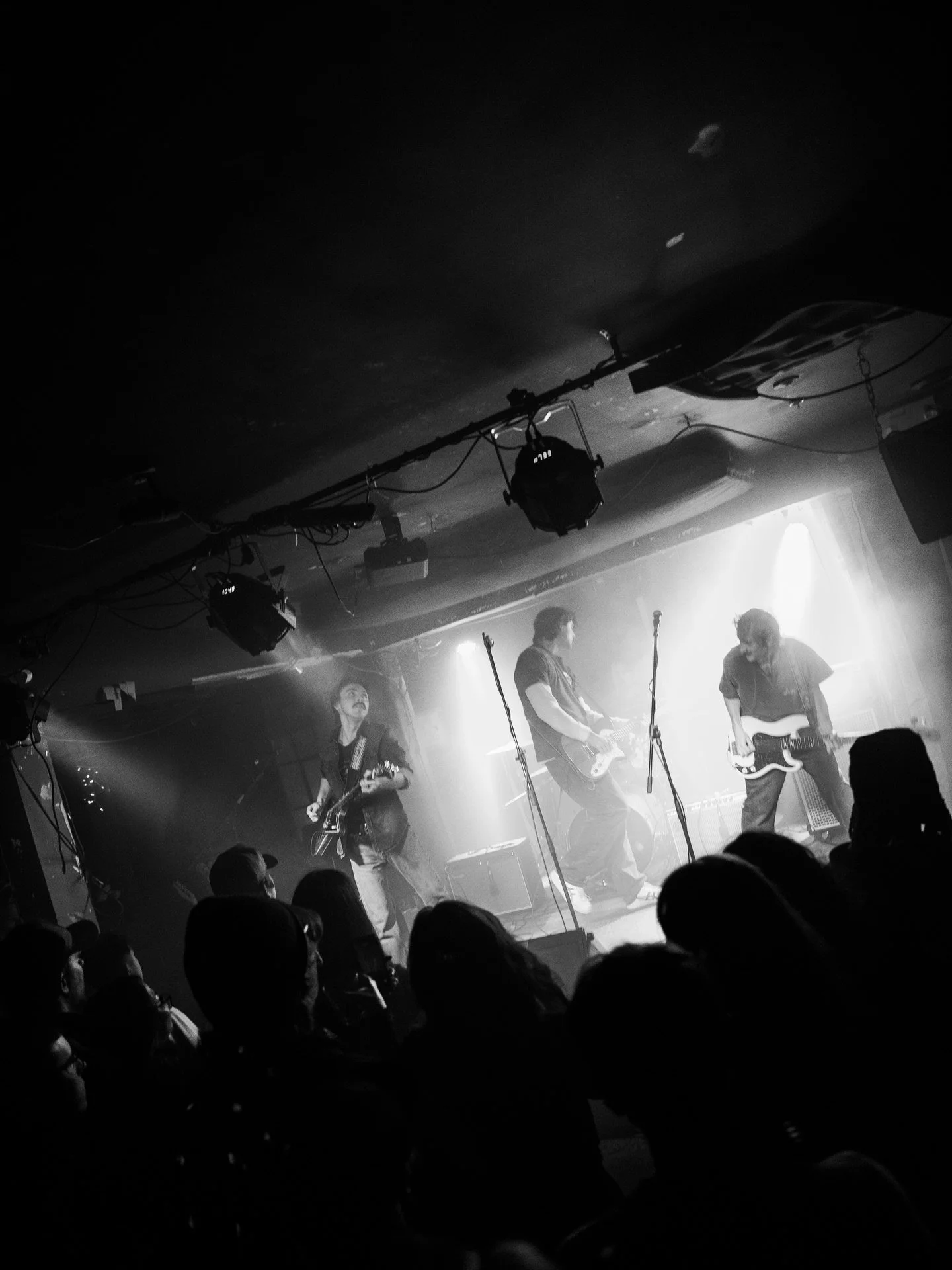 Toronto, that was absolutely insane. You sold out the @monarchtavern.

Huge thank you to @bbq_pope and @nextweekswashing for sharing the stage with us. You absolutely crushed it.

Ottawa &amp; Montreal, you&rsquo;re up next.

📸: @a.rees_foto
