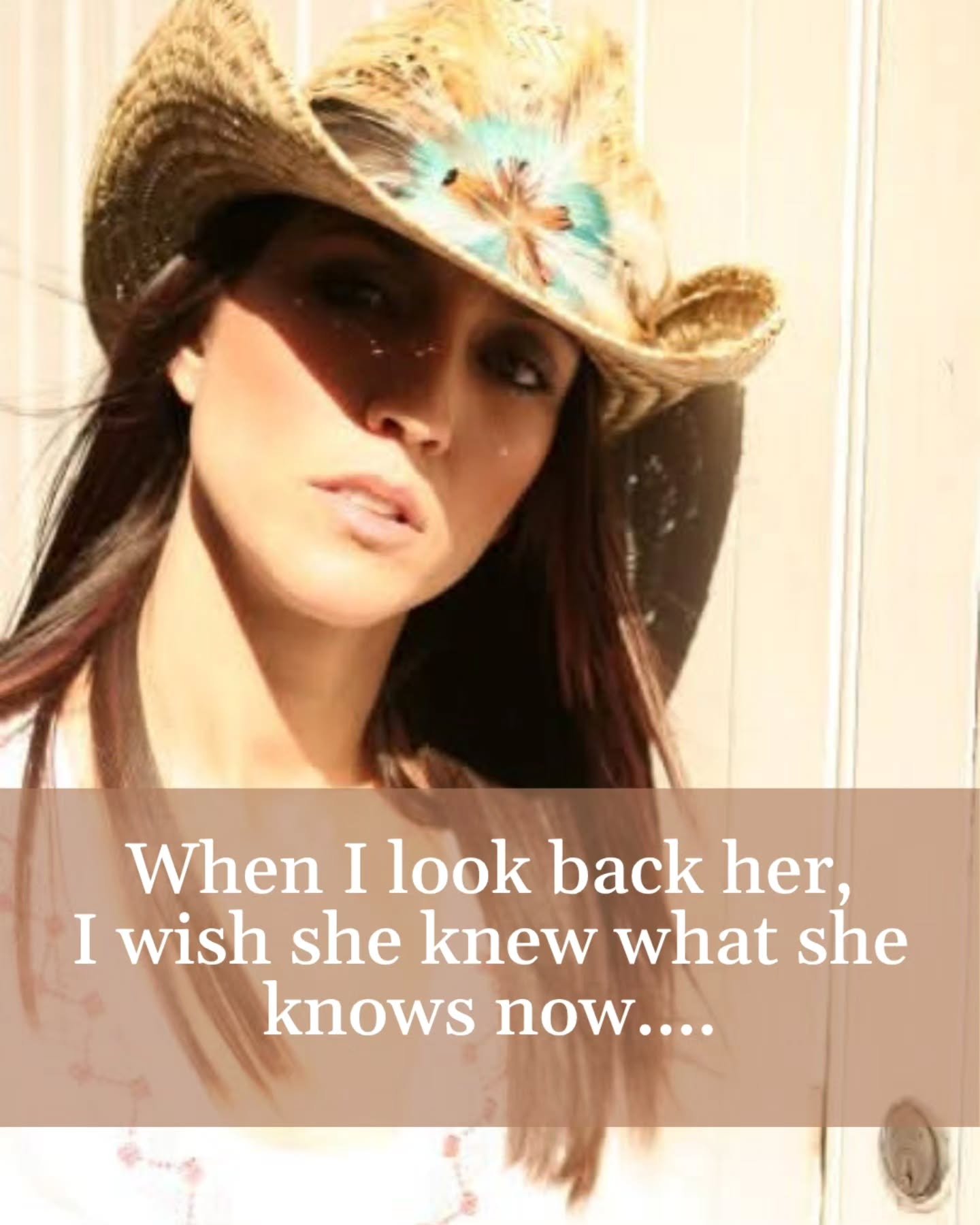 I caught a glimps of myself in a restaurant mirror yesterday, and for a second I found myself being acutely aware of looking 'older'.

I spent years striving.

Trying to be thinner, better, more disciplined&hellip; more perfect.

There was always som