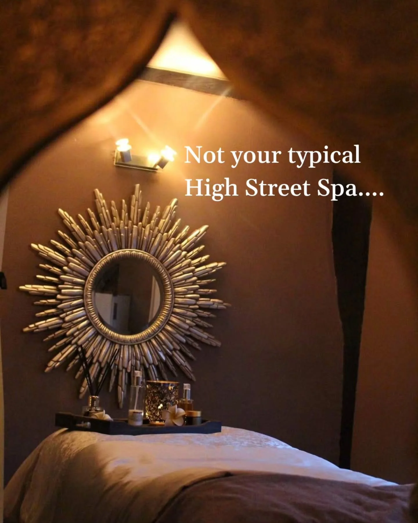 We are not here to offer surface-level wellness. We never have been, and never will be. 

Everything you experience within our space
has been shaped with mindful comtemplation and intention. 

From our soft Eastern-inspired interiors,
to the way our 