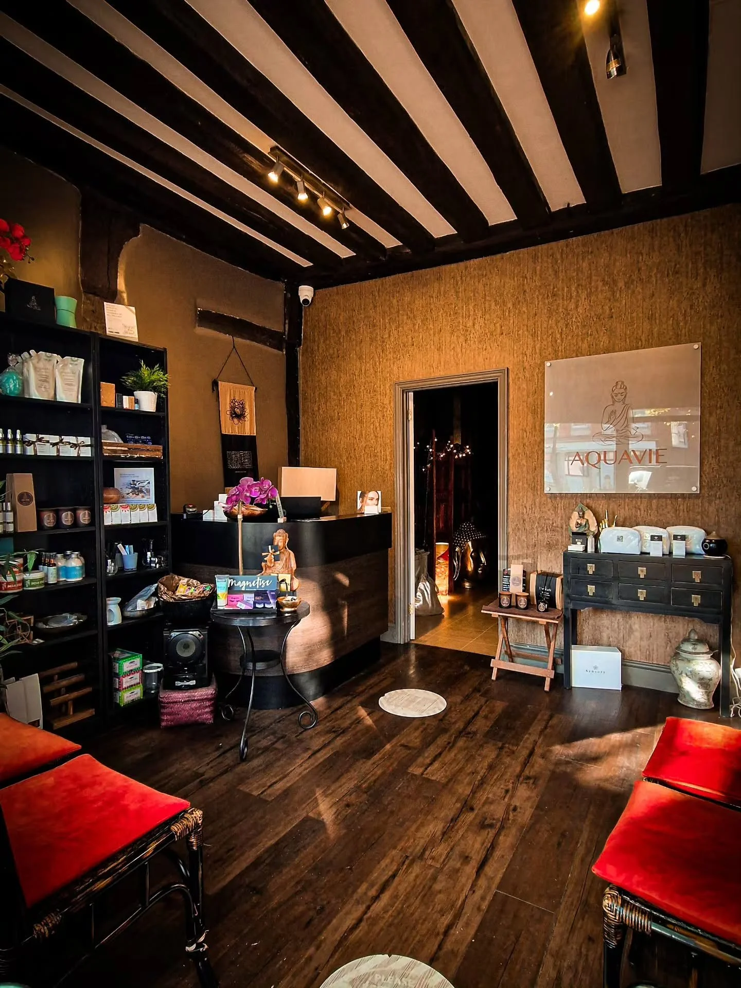 Your secret soul soothing space in Tonbridge 💆&zwj;♀️✨️

#AquaviespaTonbridge 
#easternspatonbridge 
#wellnessexperts
#TonbridgeSME