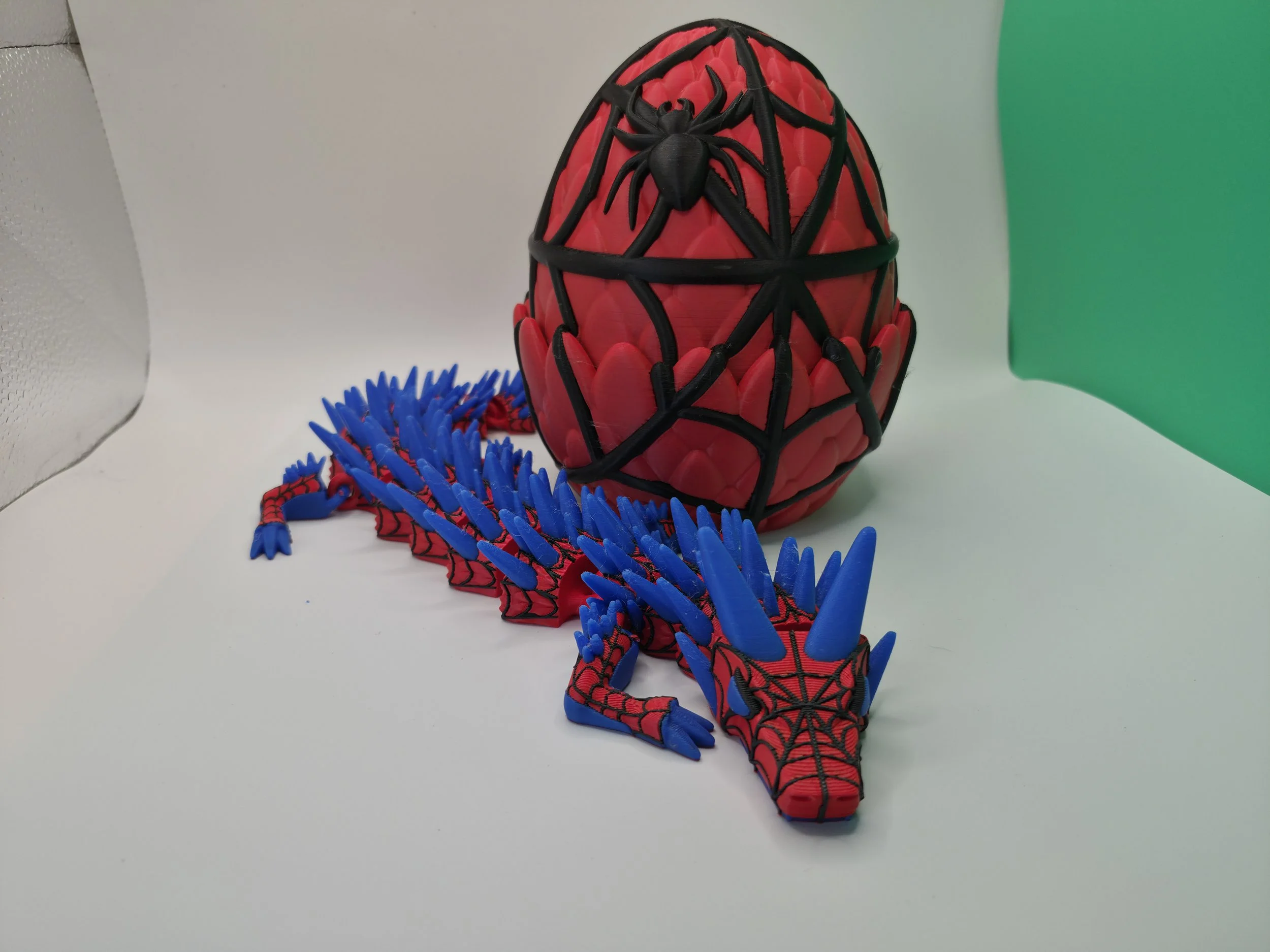 3D Printed Articulated Spider Dragon With Egg