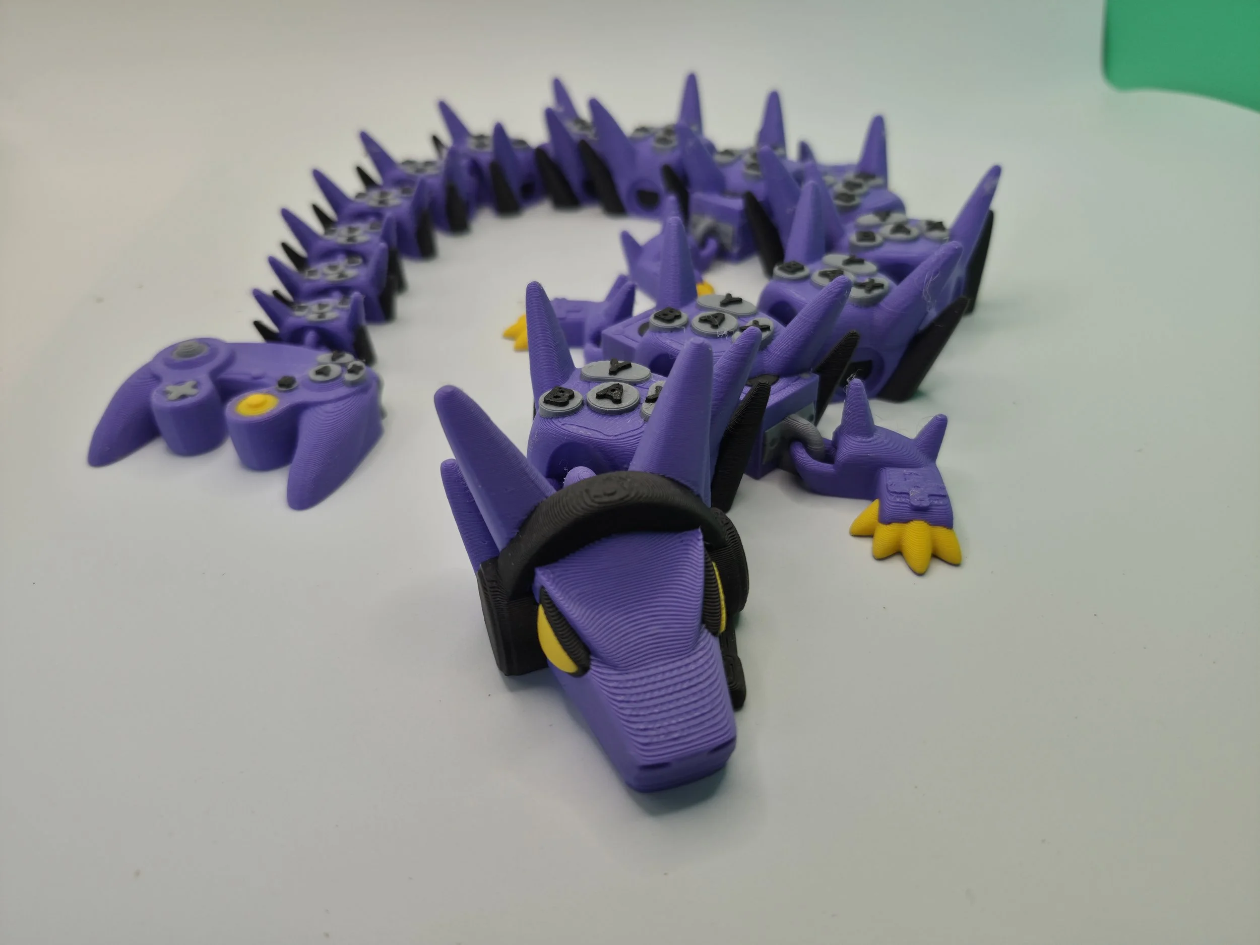 3D Printed Articulated Gamer Dragon