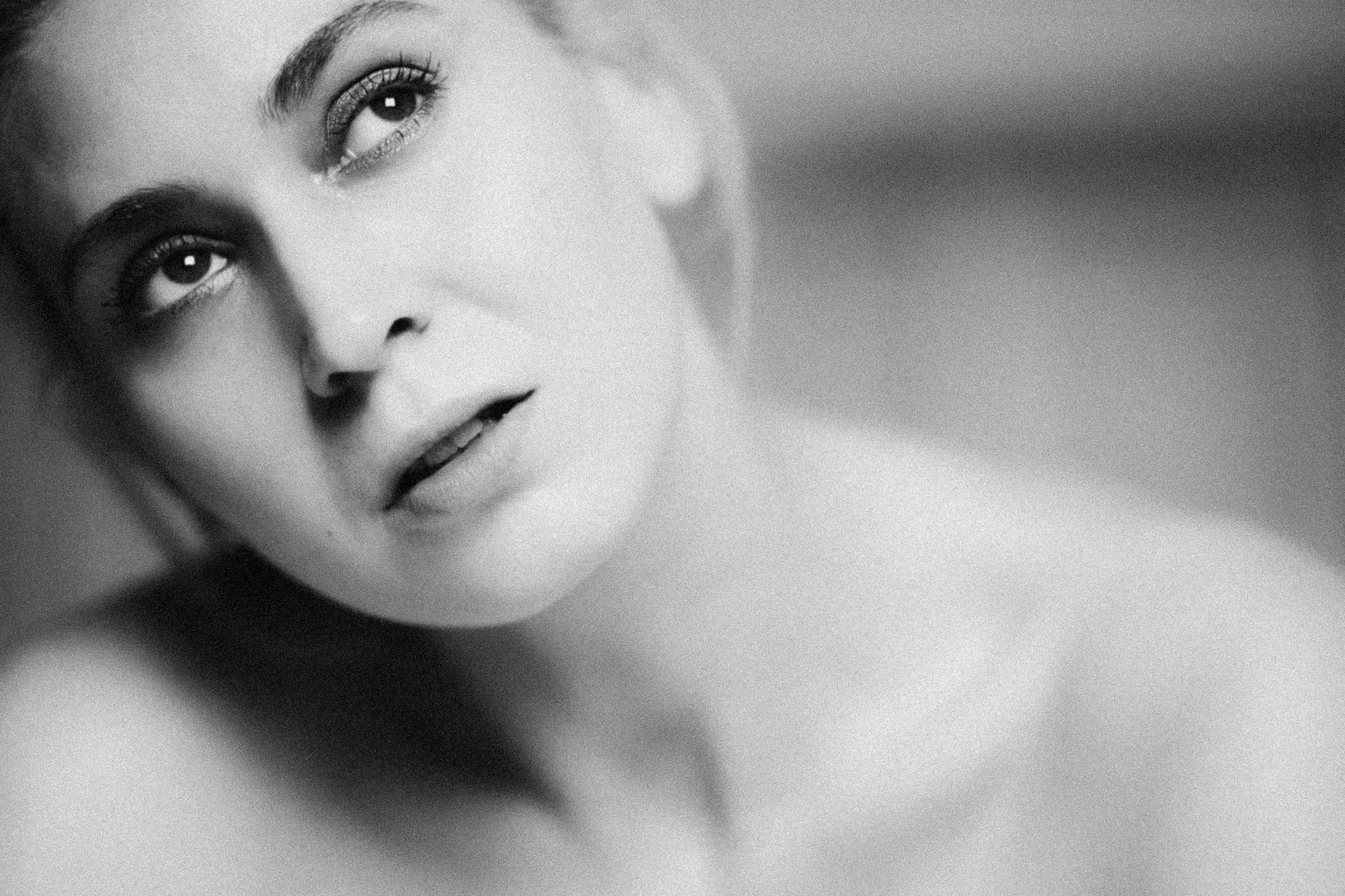 KA_Melinda_OfLoveLost 450_1920.jpg