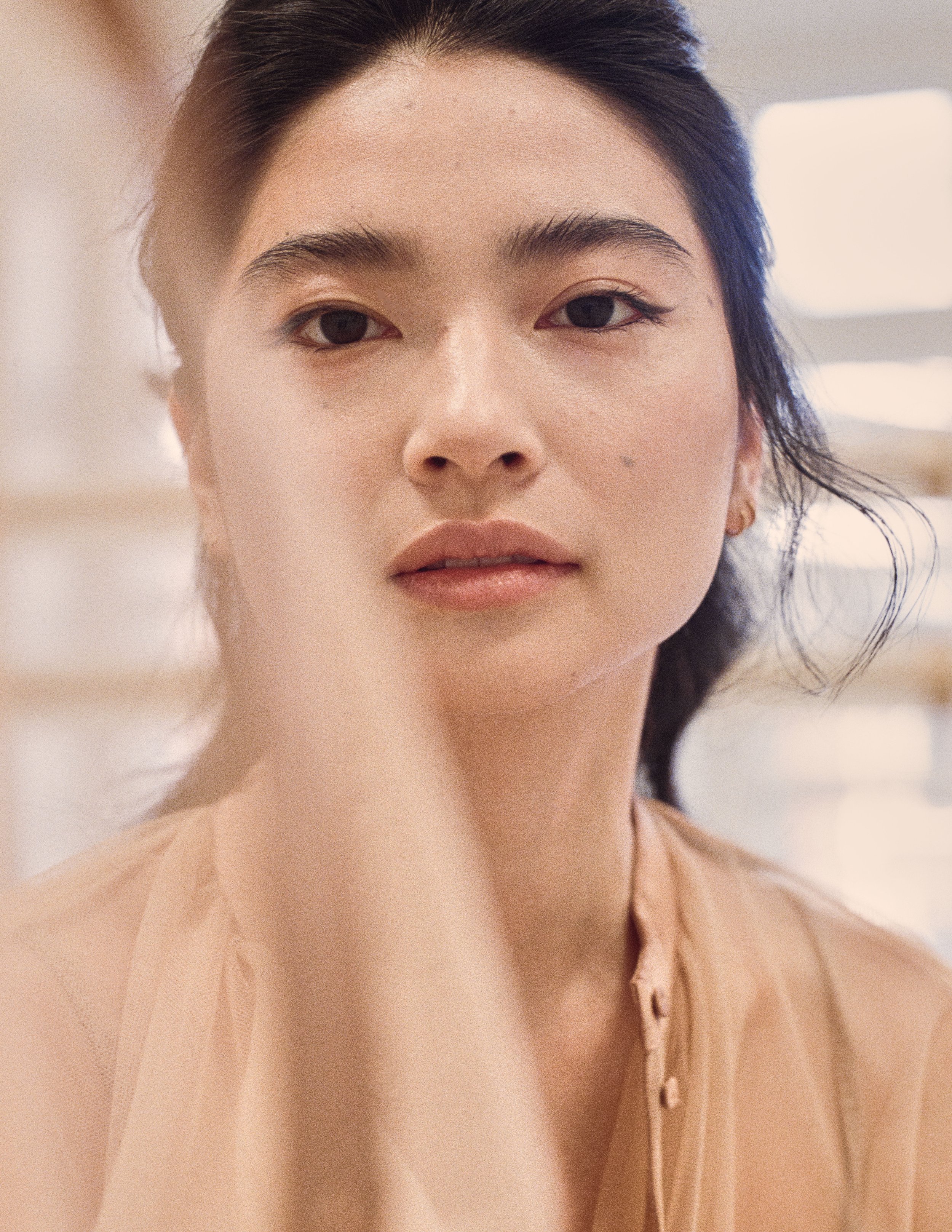 R1_Stage_to_studio_0332_Rikako_Look1&2_Roll20 P400_026.jpg