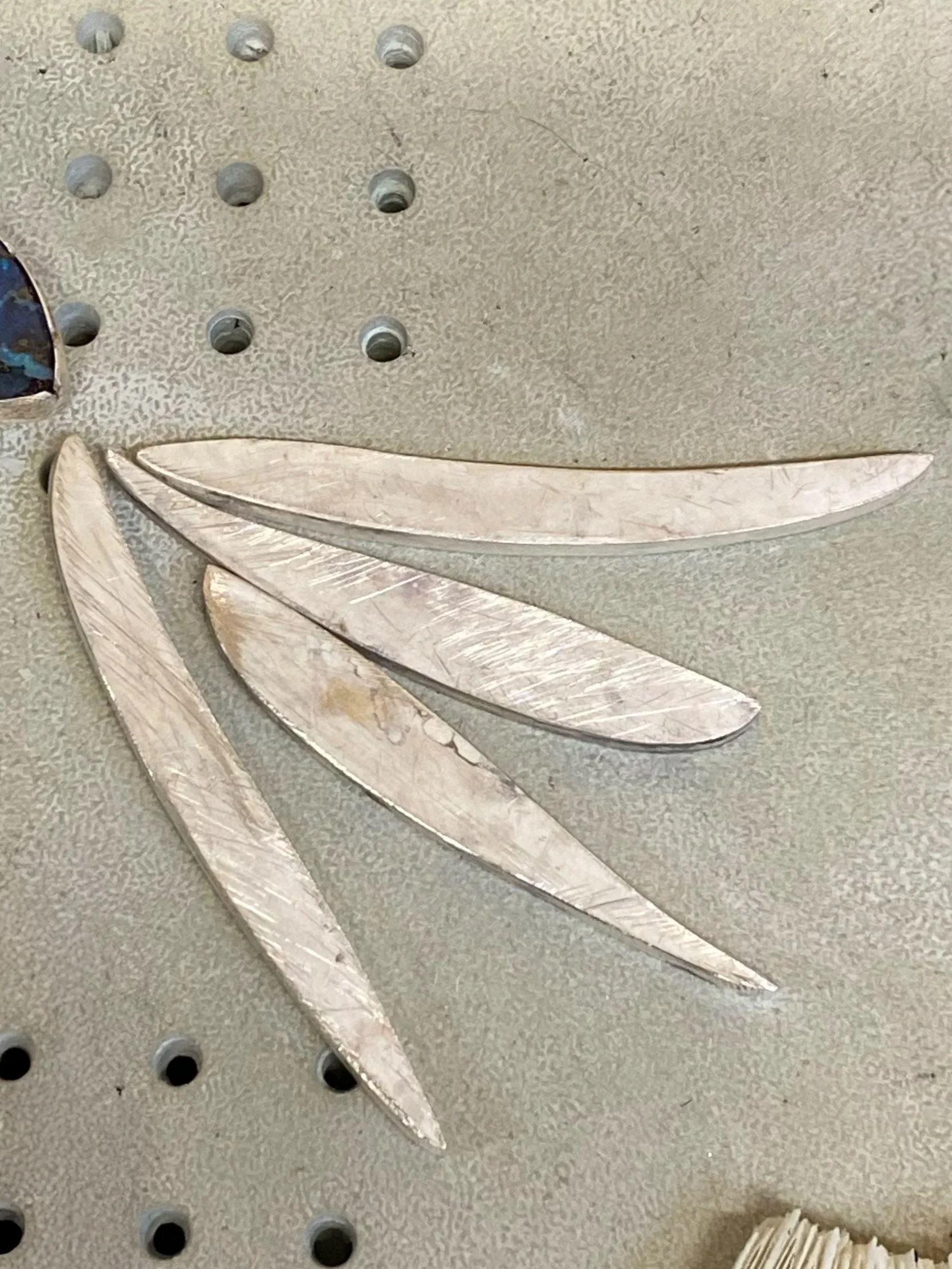 Pierced+Necklace+with+Opal+and+Diamond+with+added+Feather+Pin+Element+-+the+beginning+-+march+2023.jpg