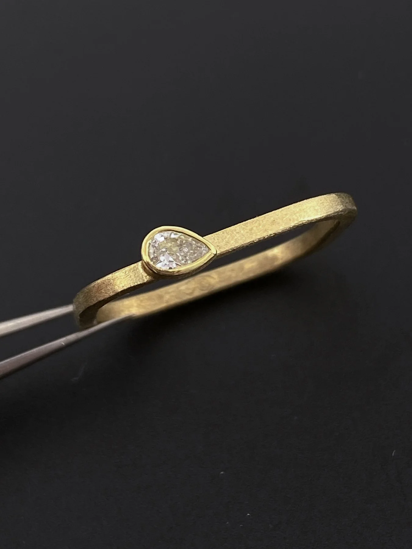 Pear Diamond on Gold Square Band 3.jpg