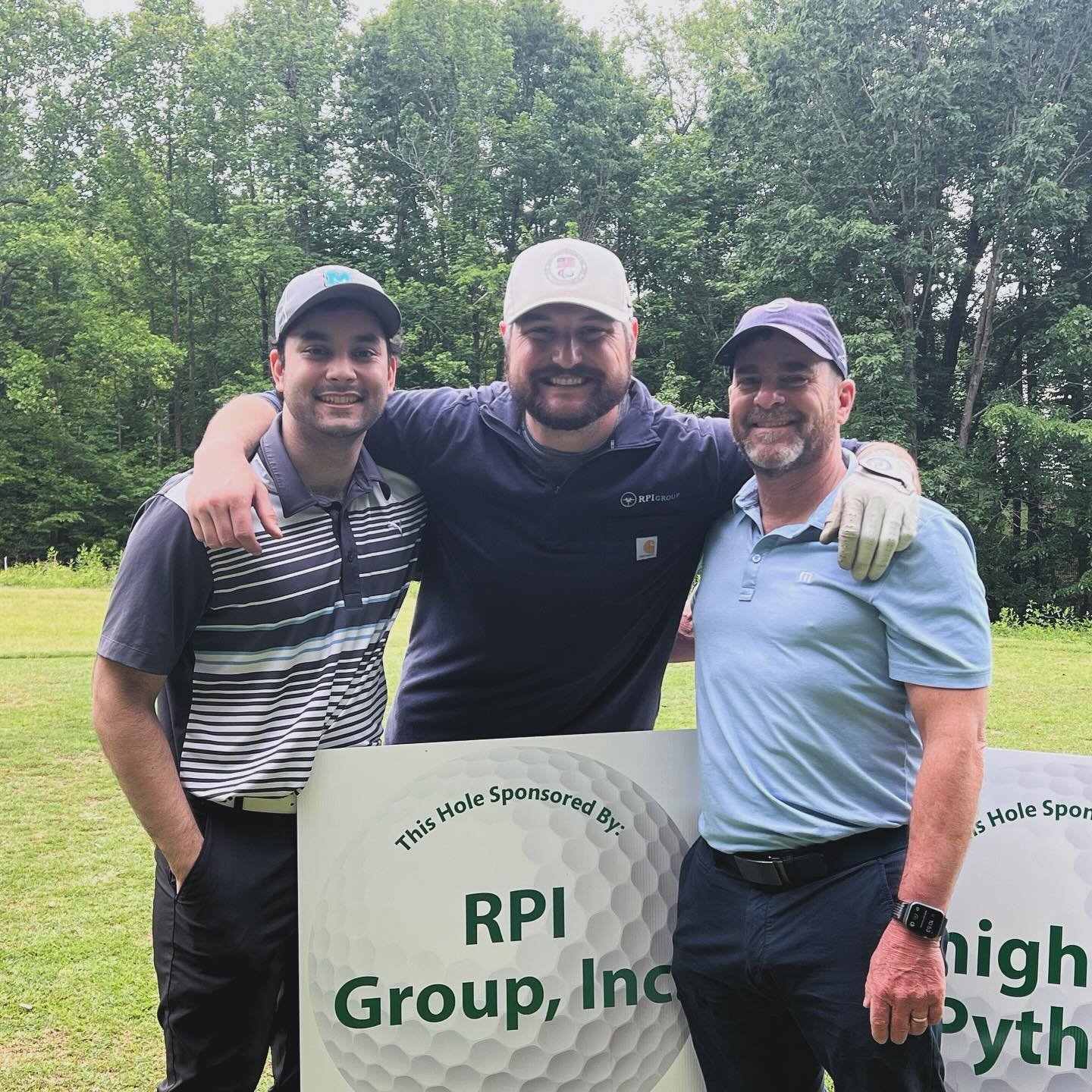 Yesterday, our in-house golf pros attended a golf tournament to benefit Big Brothers Big Sisters of Fredericksburg. They enjoyed raising money for a good cause and had a lot of fun while doing it! Another example of how our employees make a differenc