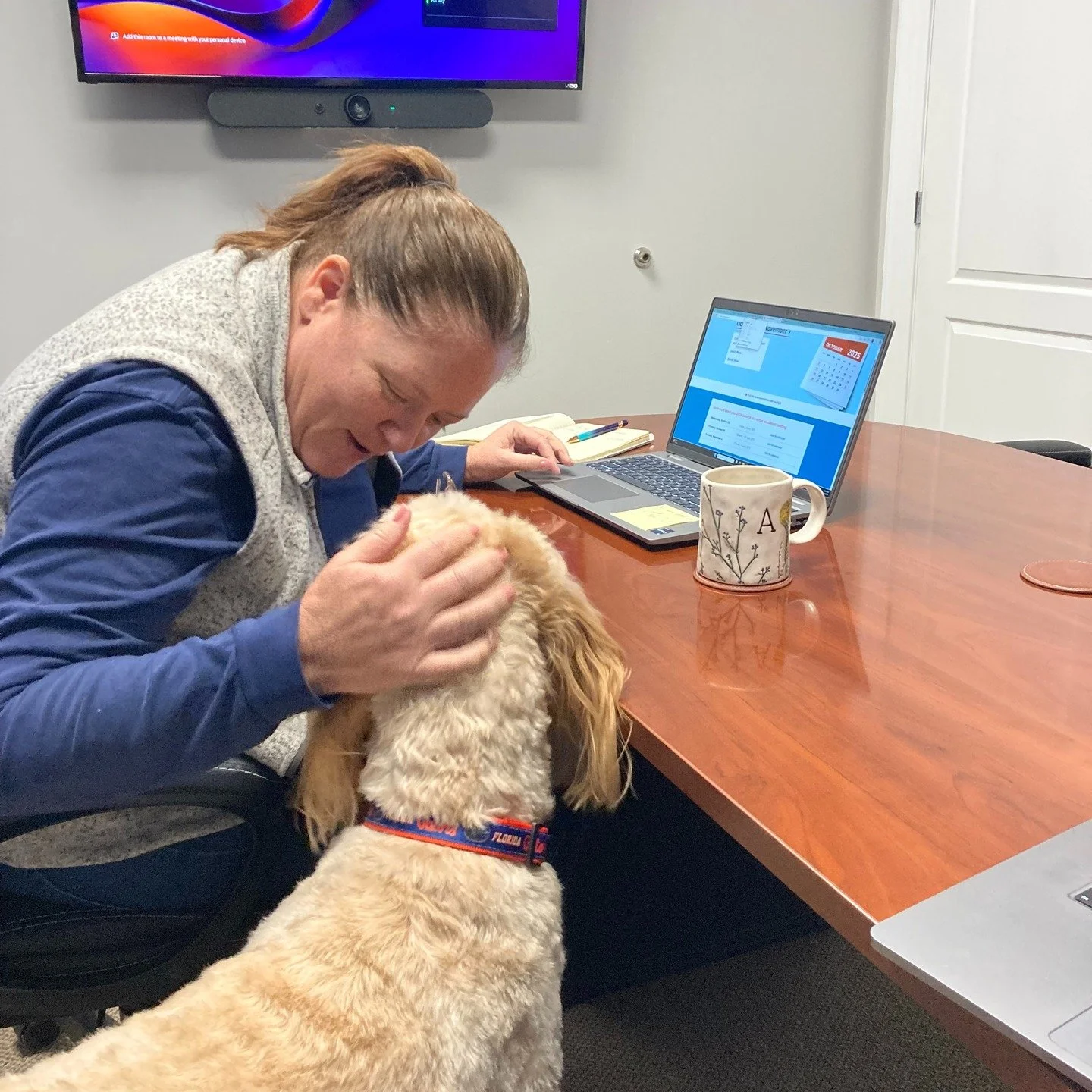 It's always a great day for meetings when Buddy joins in the discussion! 

#rpigroup #rpidogs #dogsarefamilytoo #workingdogs #dogdiscussion