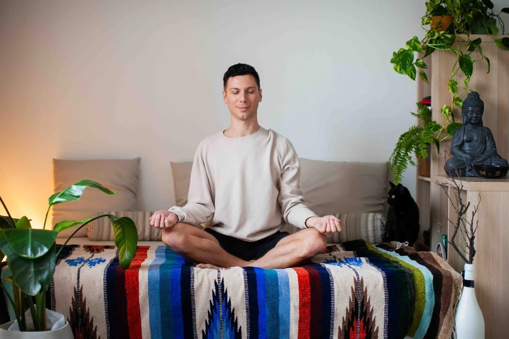 Creare uno Spazio Zen a Casa — CaYoga Scuola di Yoga Online