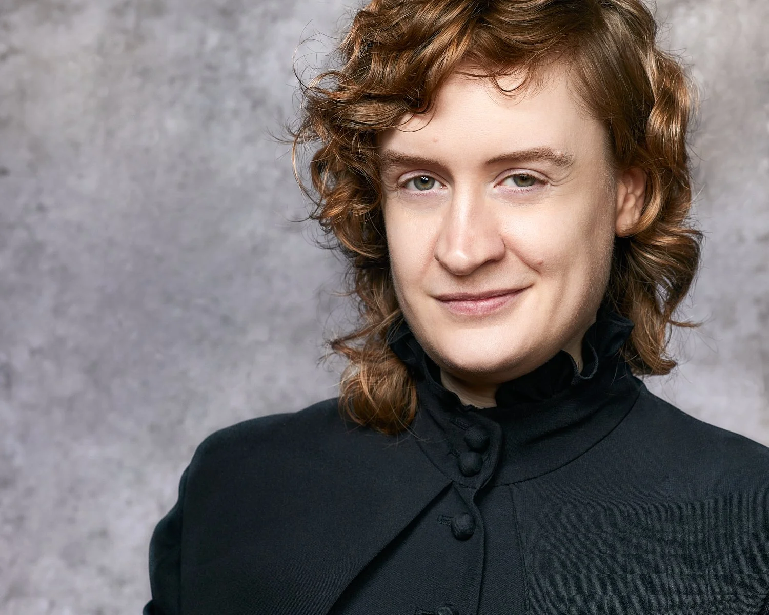 Hannah Batsel Headshot.jpg