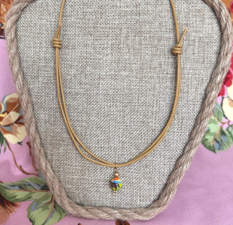 Stormy.gold.necklace.1.png