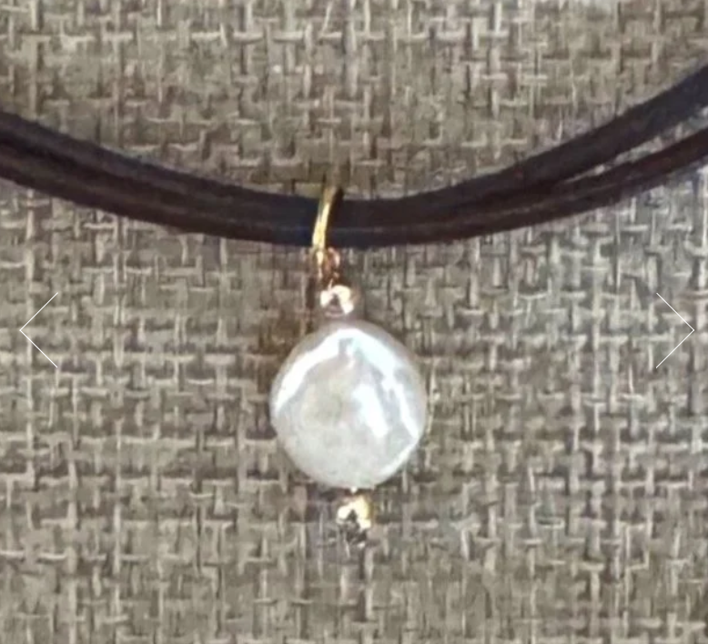 Sweetpea.pearl.coin.necklace.3.png