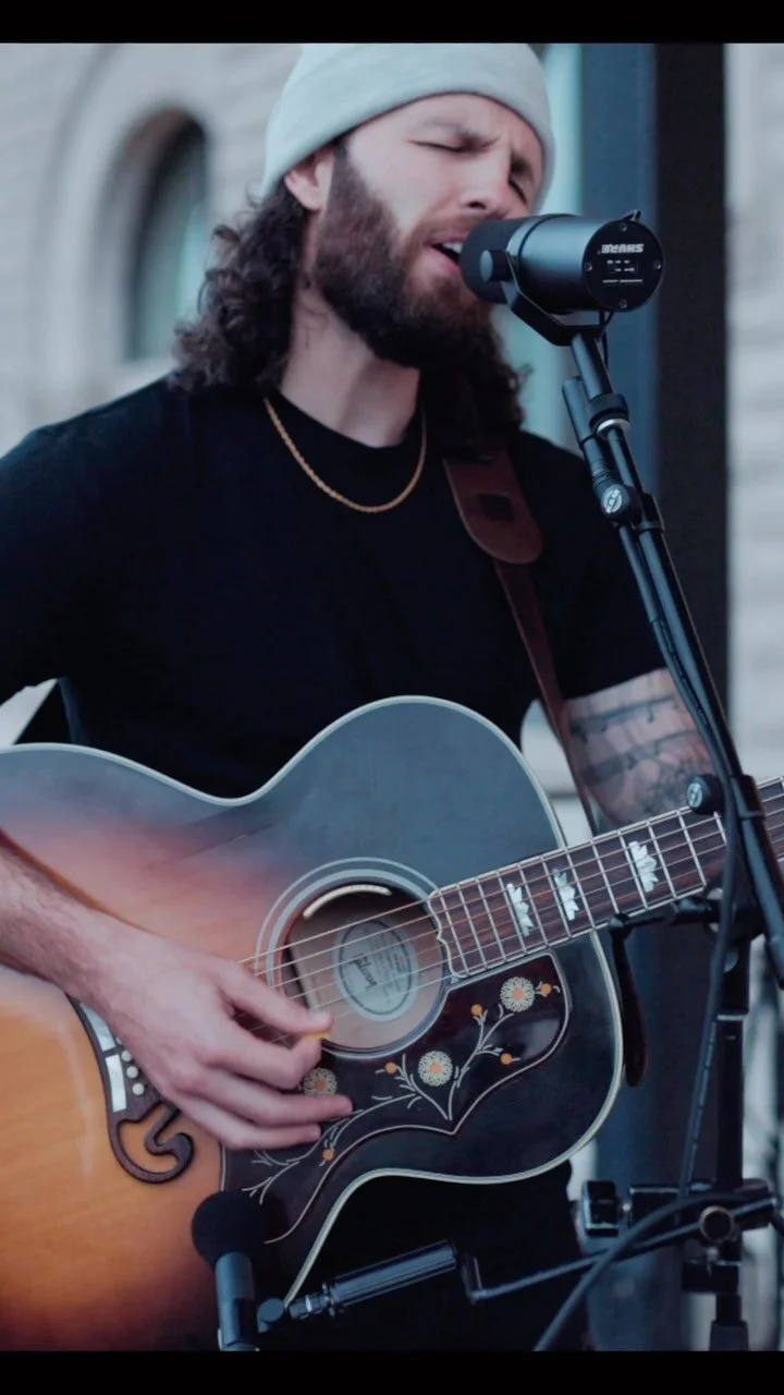 SURPRISE!! I have songs coming your way and the first one is called “Love You’re Looking For” - acoustic video out next Friday at noon, and the single drops May 19th! 
📷: @jordan.n.turner