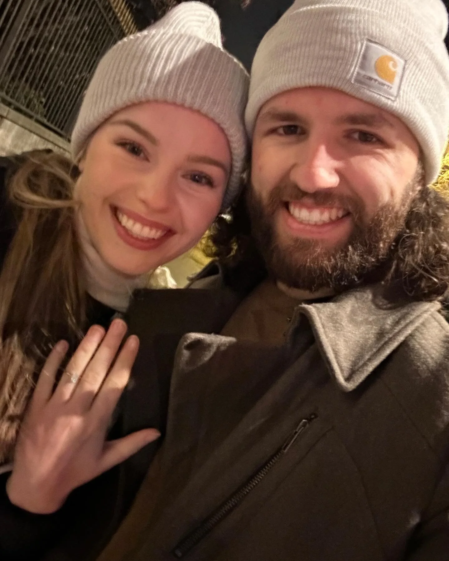 elle a dit oui 🖤💍 3.5.23