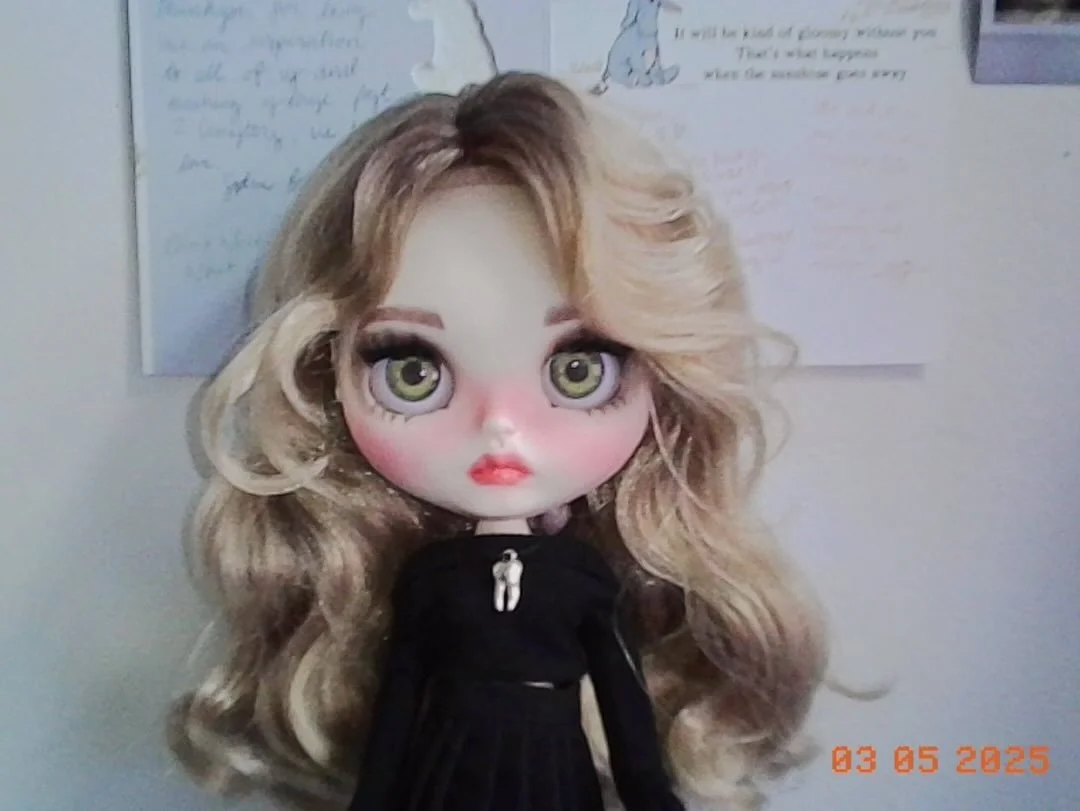 this is mini sum. she enjoys everything big sum enjoys but she&rsquo;s smaller. for example: she likes her pc, big shoes, tooth jewelry, lady gaga&rsquo;s &lsquo;the fame monster,&rsquo; etc. brought to life by @sixneptunes ⭐️