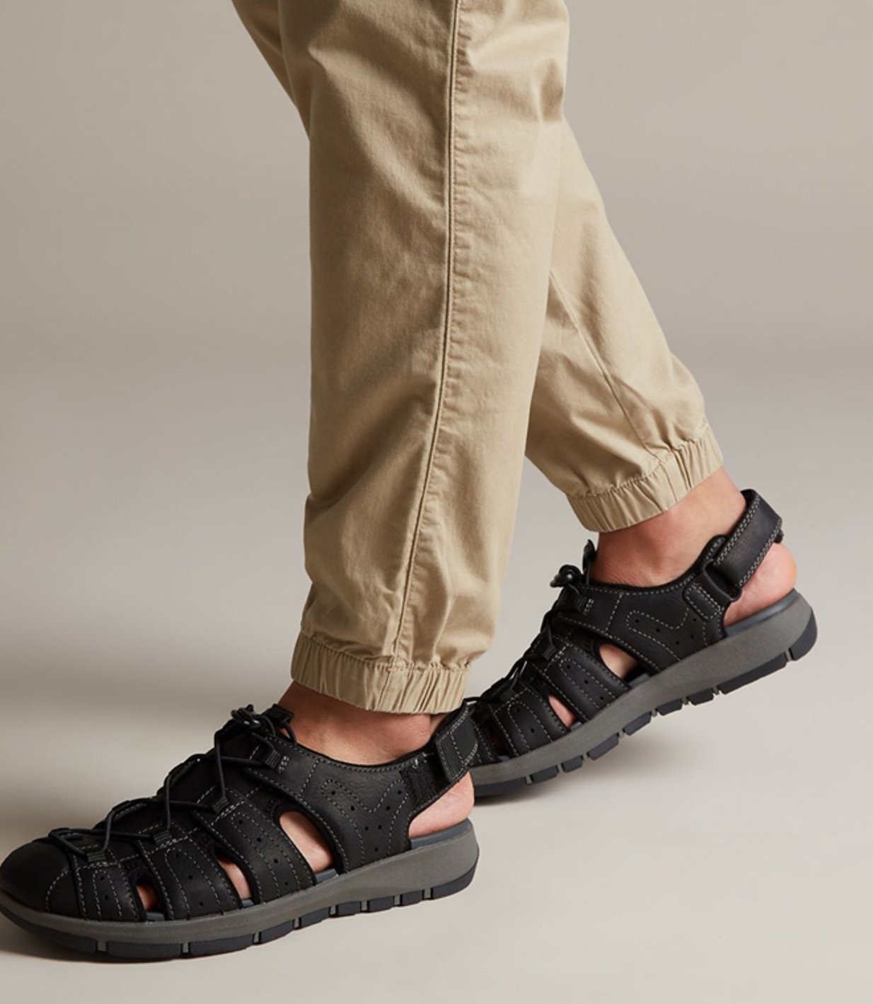 391bea31-6c53-4339-9e53-71c11beb96b1-Clarks3 copy.jpg