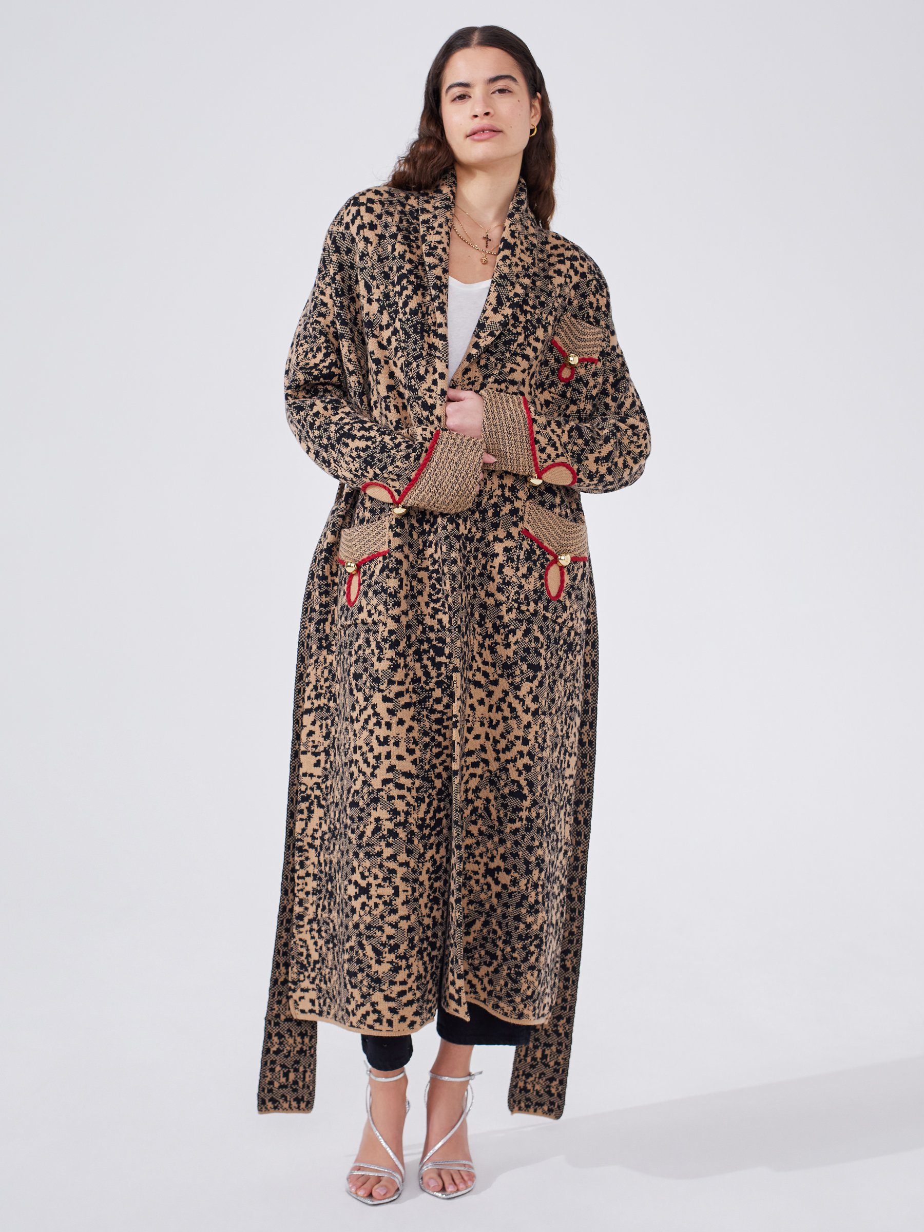 HARI JACQUARD KNIT SMOKING ROBE CAMEL_AW22-00657-KN-CT-CMB_CAMEL_1046.jpg