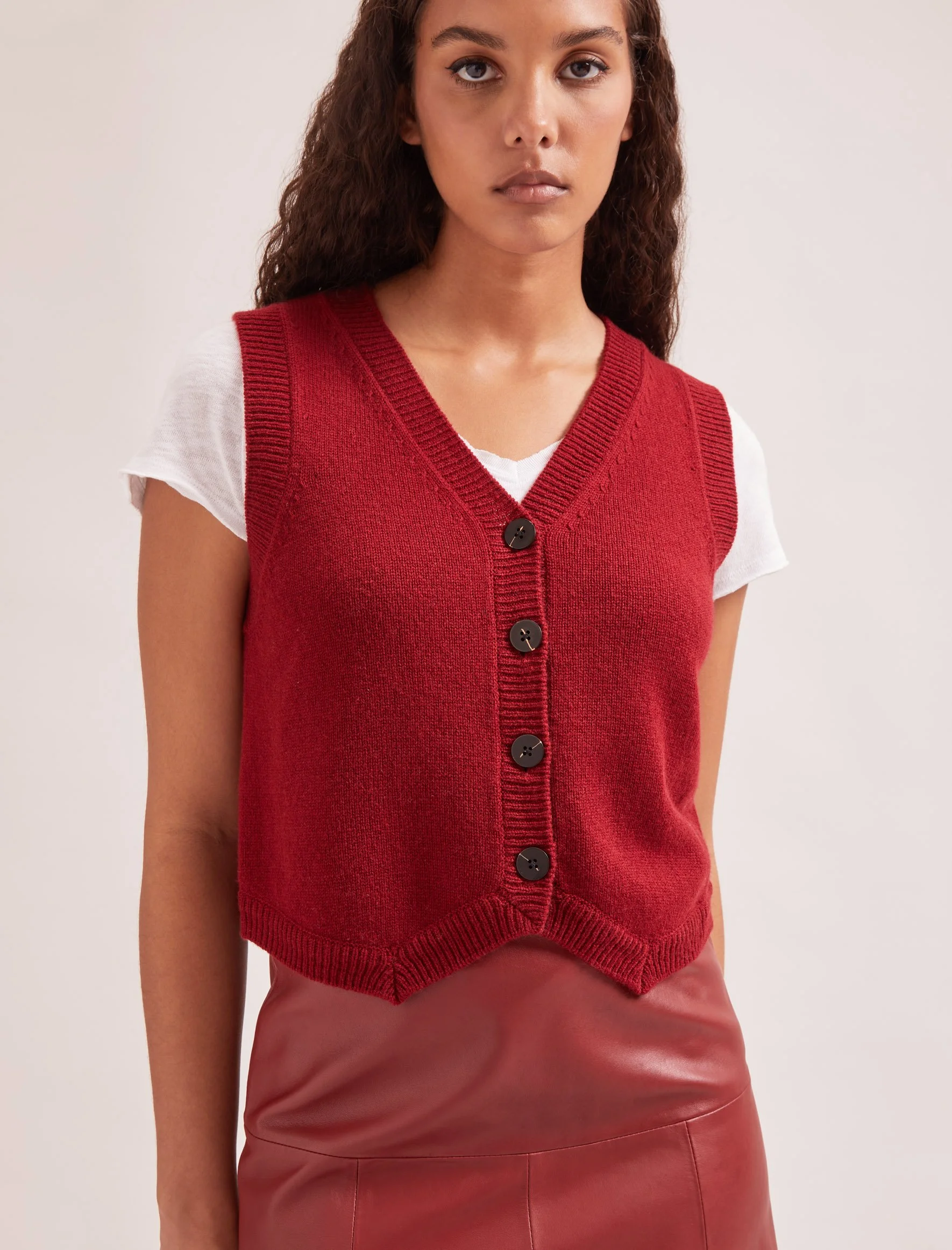 SP24_K82_WESLEY_DARK RED_LS_1724.jpg