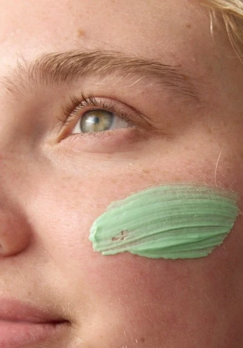 1038332_TEA_TREE_SKIN_CLEARING_CLAY_MASK_GOLD_1648 Large.jpeg