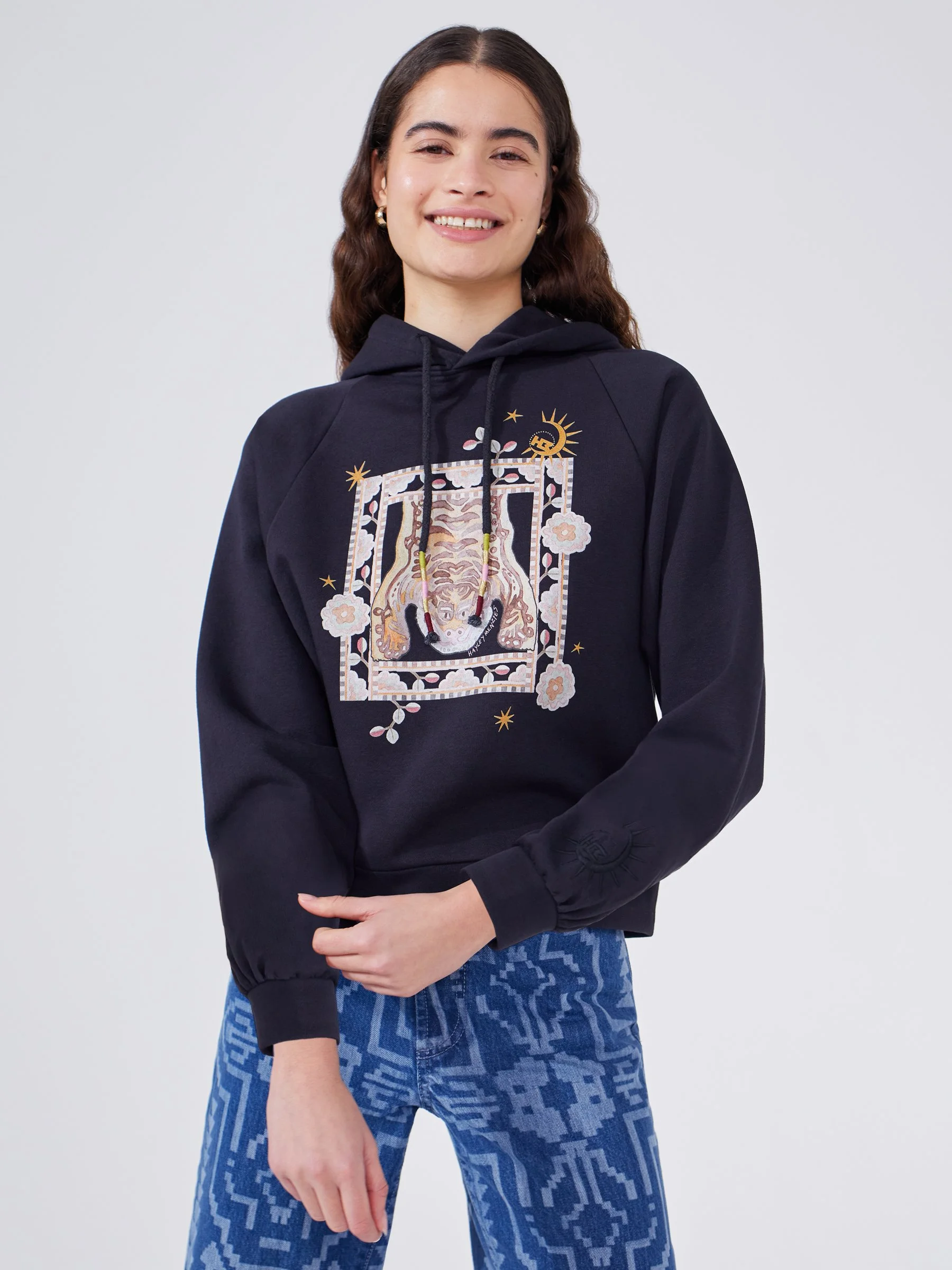 PRINTED HOODIE_AW24-01133-JS-HD-BLK_LOTUS TIGER BLACK __657.jpg