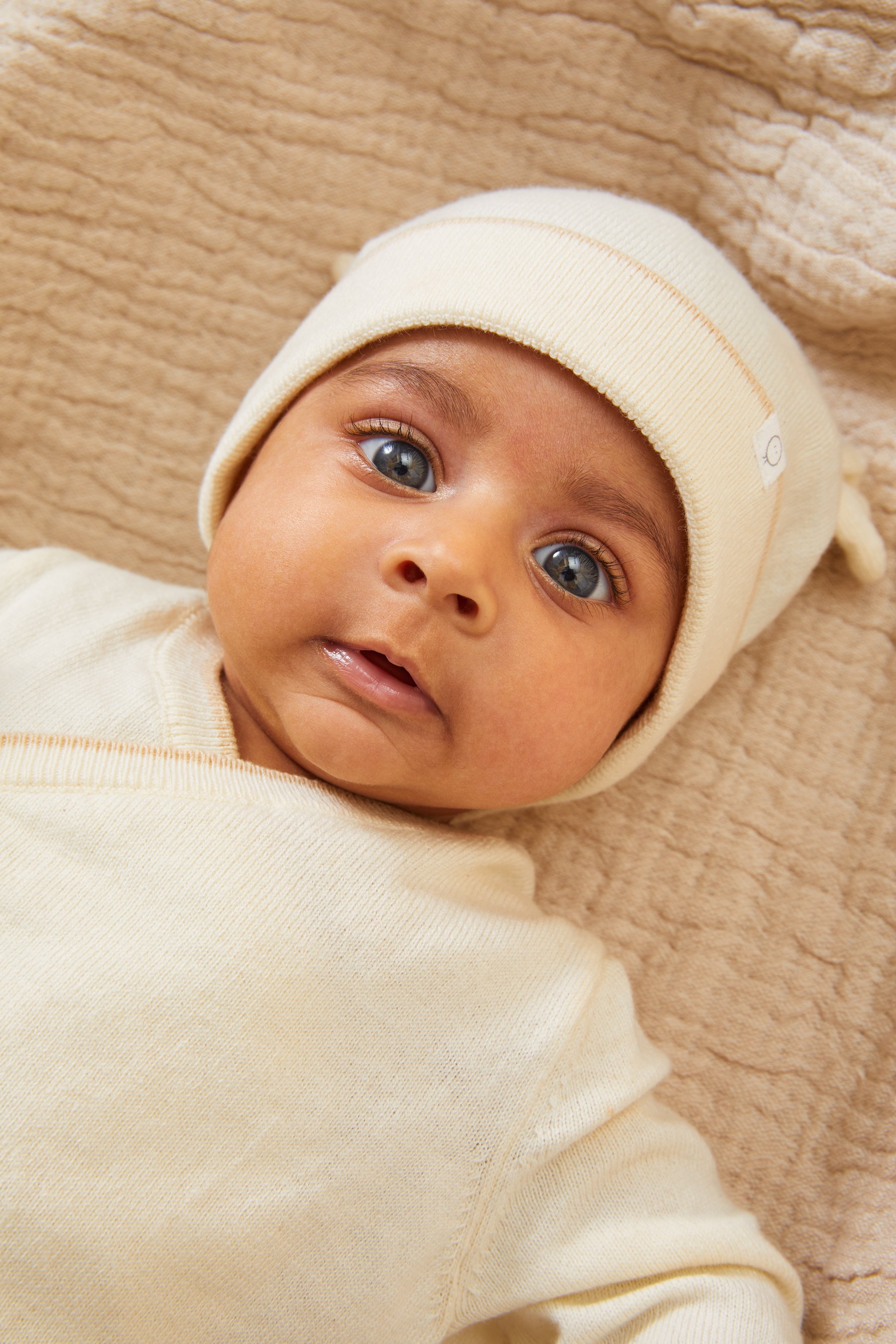 ES360CA_Knitted Kimono Jumpsuit & Hat Set_598.jpg