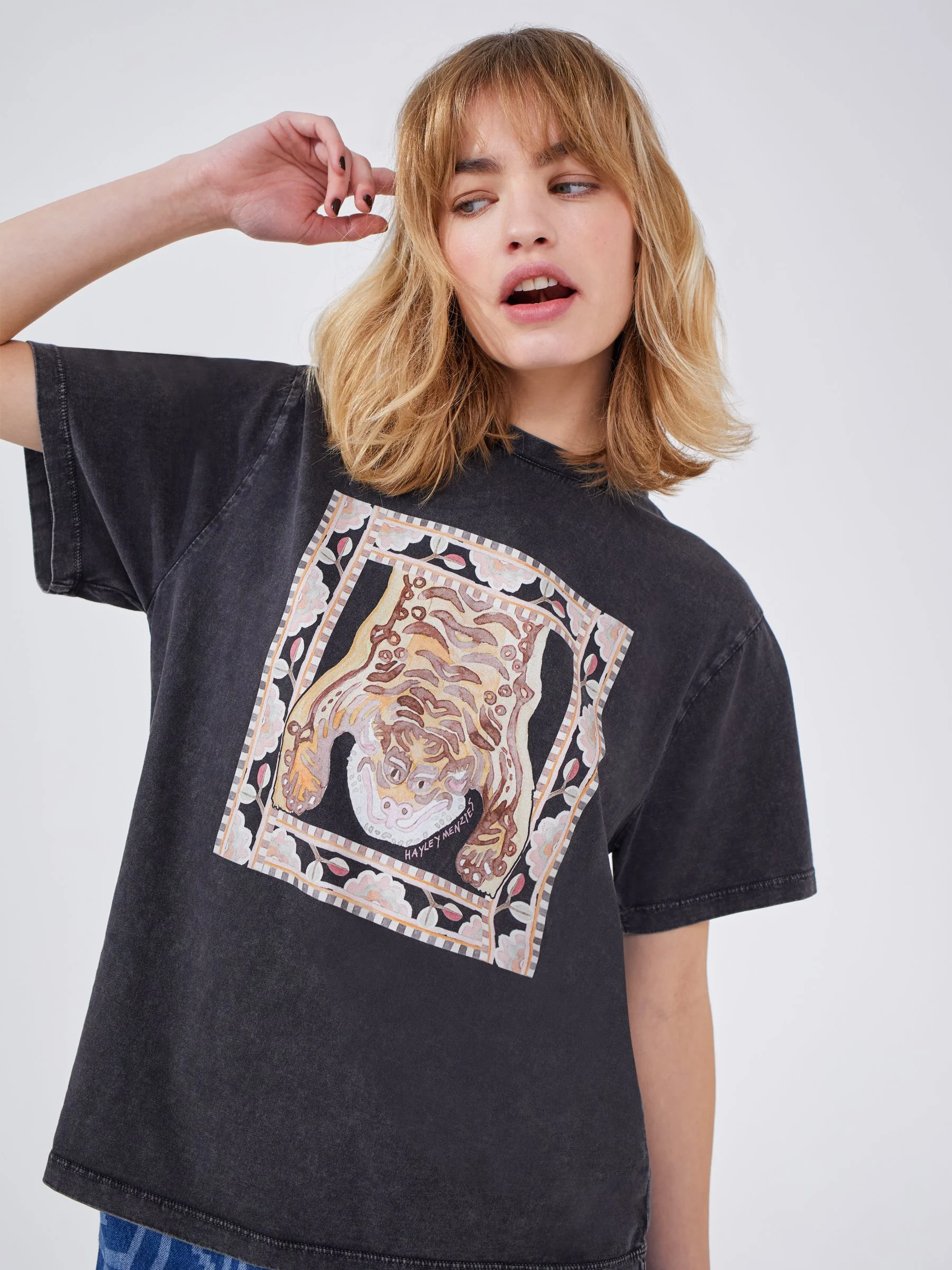 PRINTED T-SHIRT_AW24-01131-JS-TS-BLK_LOTUS TIGER ACID WASH GREY_456.jpg