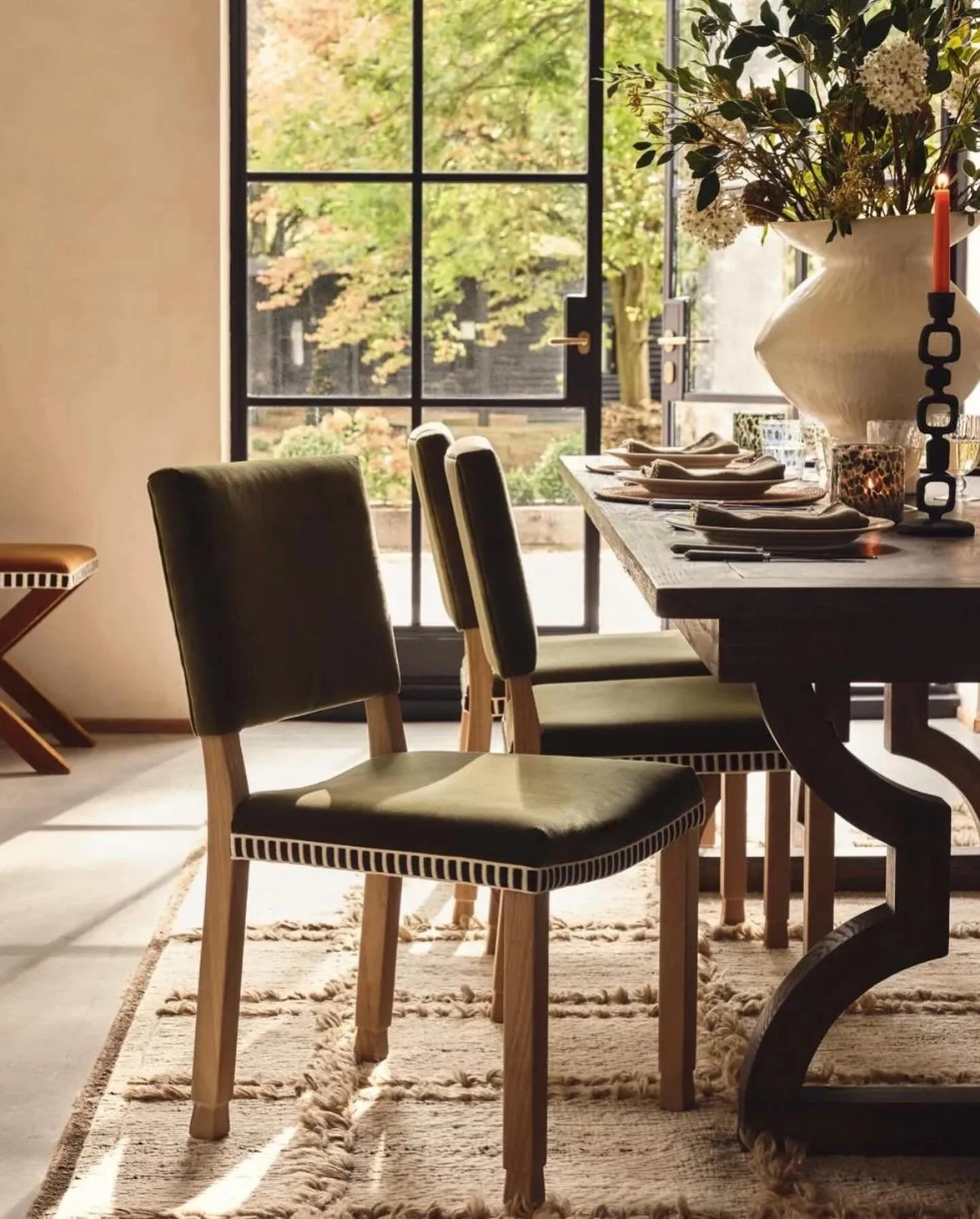 @oka @The Gatehouse
.
.
.
.
.
.
.
.
.
.
.
.
.
.
.
#homestyling #rusticdecor #oakbeams #crittalldoors #hardware #brasshardware #myhomevibe #interior #interiorstyling #tabledecor #sofadesign #homedesign #myhomestyle #oaktable #lampdesign #oka #okafurni